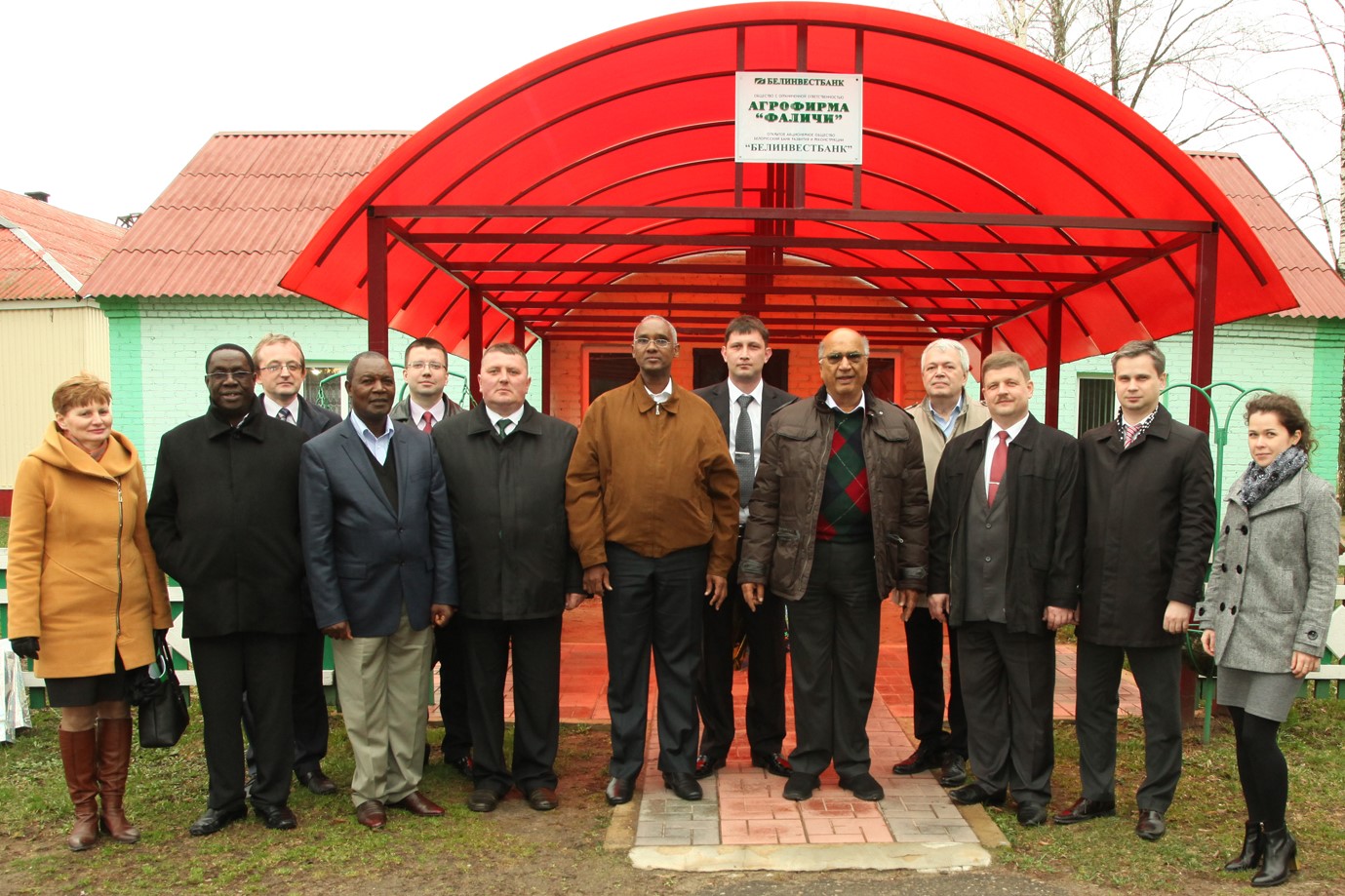 Наушад Мерали с представителями гос. органов на территории Агрофирмы Фаличи